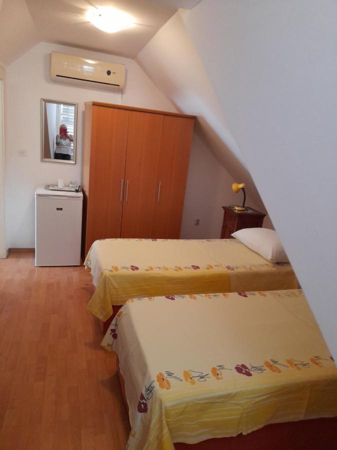 Pensionat Opium Old City 3*